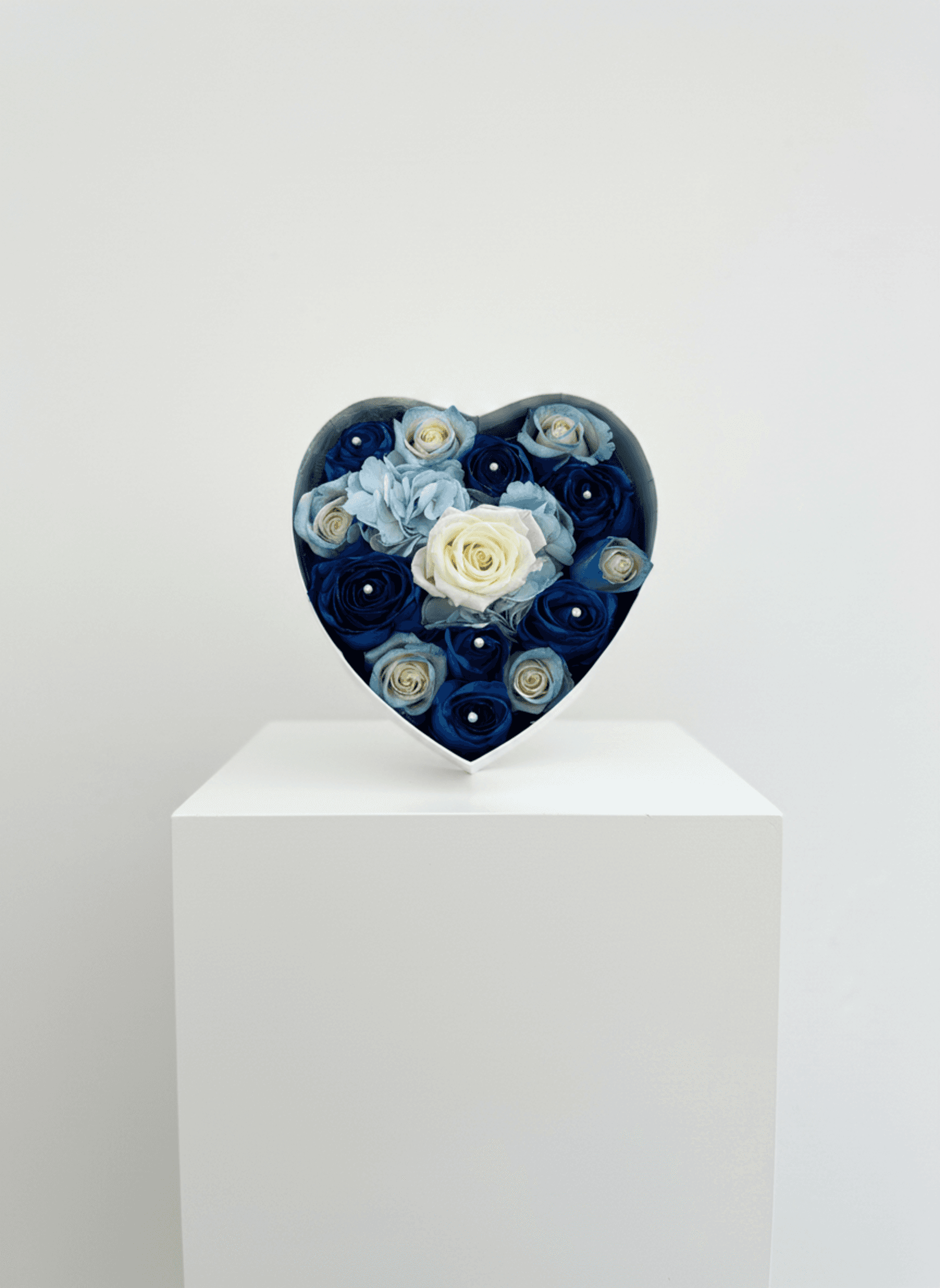 Coeur — composed by Les Fleur Company