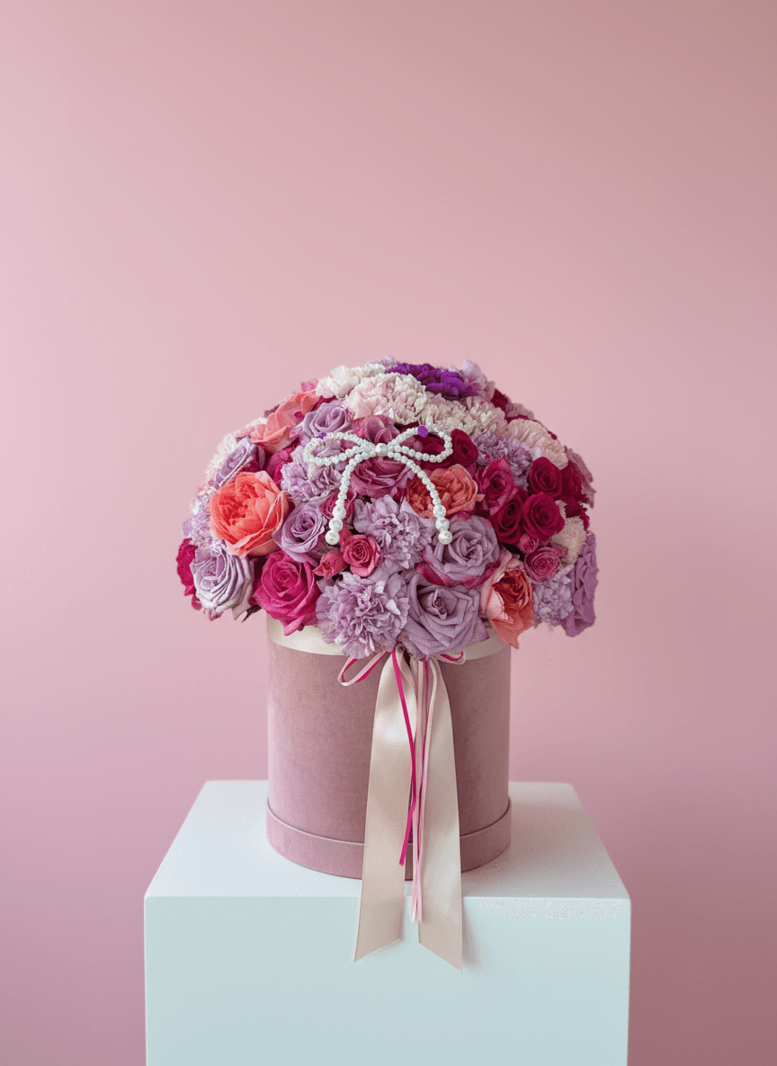 Pink Sugar Hat Box — composed by Les Fleur Company